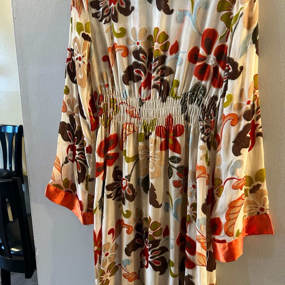 Bb Dress100% Silk wavy sleeves and sheer floral embroidery Sz M Multicolor F - Picture 11 of 15